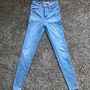 LEVIS Mile High Super Skinny